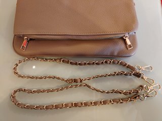Bolso de mano camel con cremallera