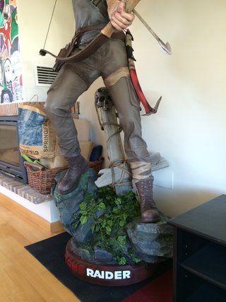 Estatua Lara Croft Tomb Raider 9 Muckle