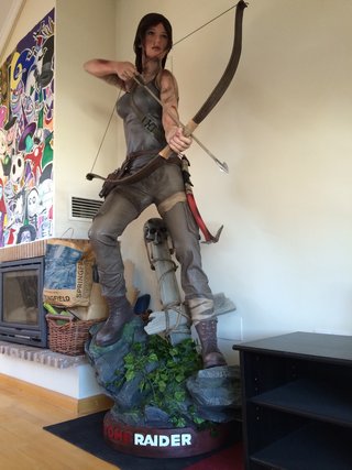 Estatua Lara Croft Tomb Raider 9 Muckle