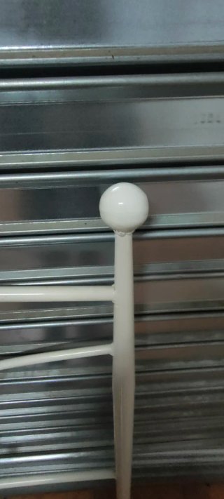 Cabecero de cama metálico blanco
