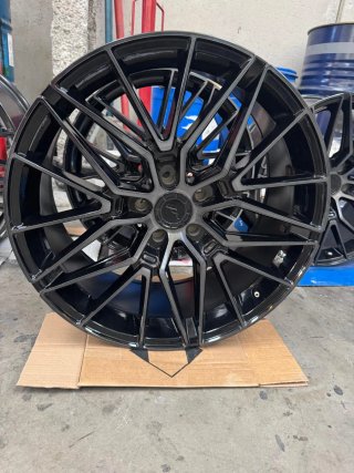 Llantas JR38 5x112 8.5x19 + 9.5x19 Negro