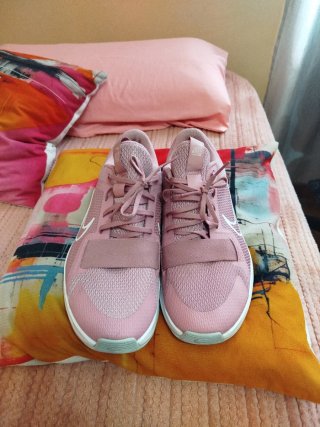 Zapatillas Nike Rosas y Blancas
