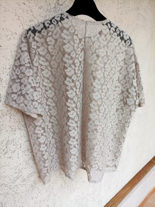 Blusa encaje