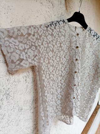 Blusa encaje