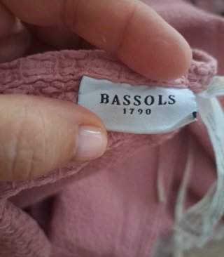 Colcha Bassols  modelo Melisa.Para cama 90-105 cm