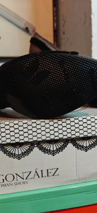 Zapatos de señora marrones con hebilla