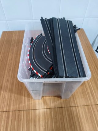 Circuito Scalextric con mandos