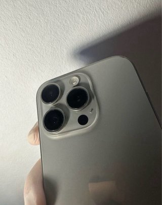 iPhone 15 Pro Titanio Natural