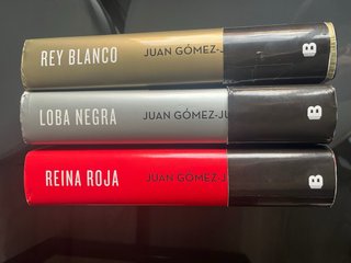 Reina roja, Loba Negra y Rey Boanco