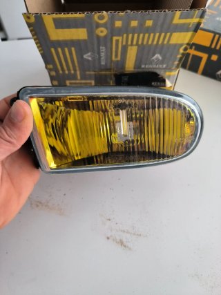 Faro Antiniebla Izq R19 7701036047