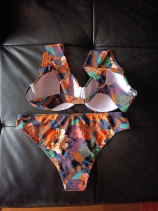 Bikini floral multicolor.