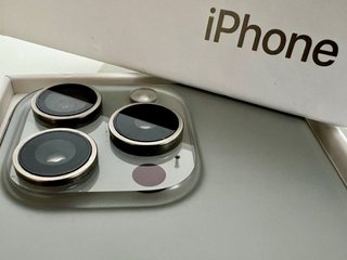 iPhone 15 Pro 256GB Gris Impecable