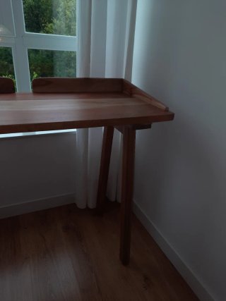 Escritorio de madera Acacia