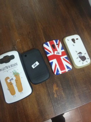 Lote 4 fundas móviles 1€