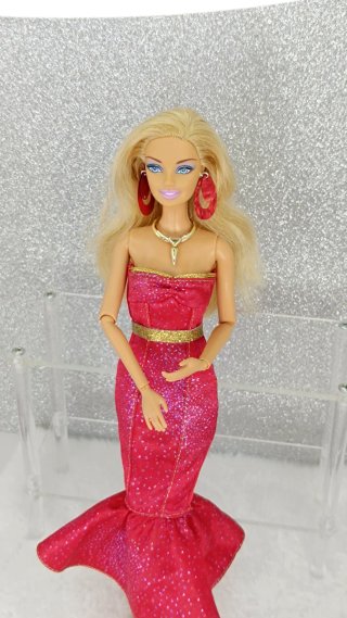 Barbie Fashionista Vestido Rosa Brillante