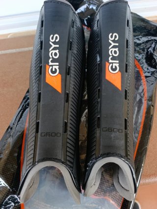 Espinilleras Grays G600 Hockey Talla M