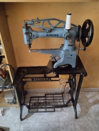 Máquina de coser Singer para calzado