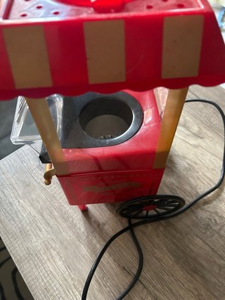 Palomitero rojo estilo retro
