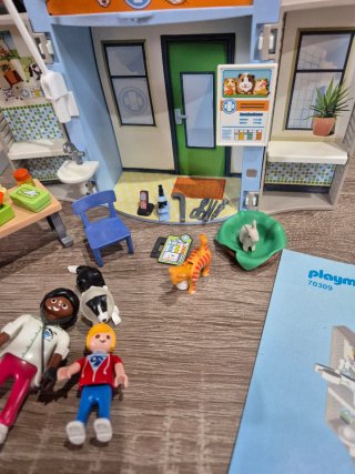 Playmobil Clínica Veterinaria Cofre