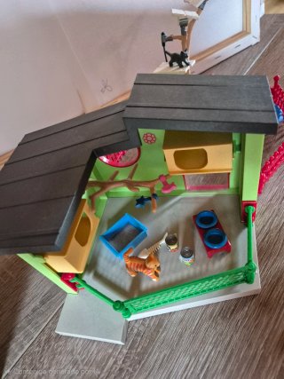 Playmobil Clínica Veterinaria Cofre