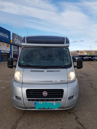 AUTOCARAVANA KNAUS VANTI 550 año 2010 150000KM
