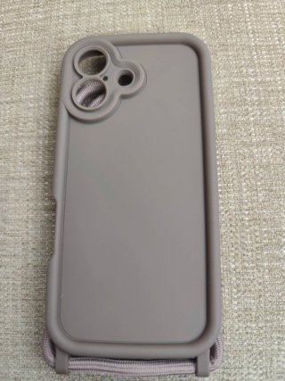 Fundas iPhone 17 con Cuerda   15€ por unidad