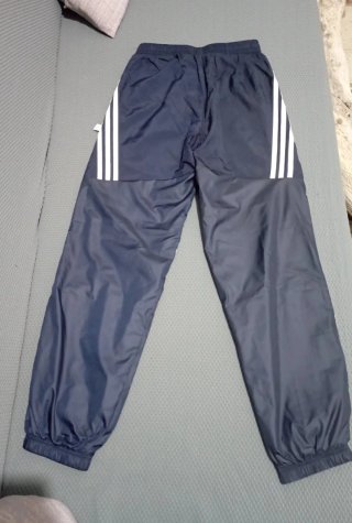 Pantaloni adidas Woven Fut Retro