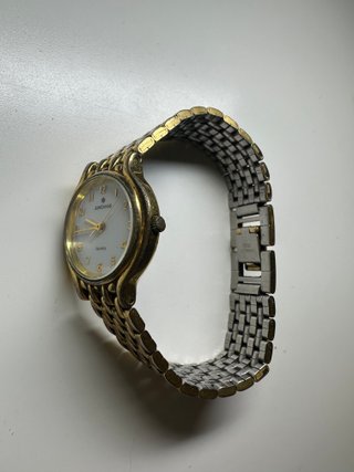Reloj Dorado Junghans Quartz Mujer Nuevo.