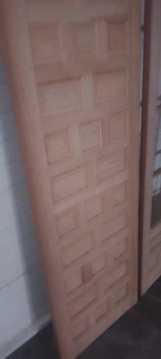 Puerta castellana madera maciza