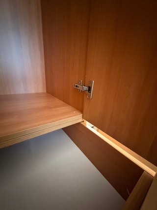 Armario de madera de buena calidad