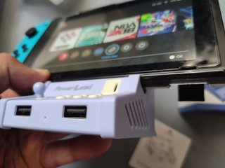 Mini dock con design retrò per Switch - Nuovo