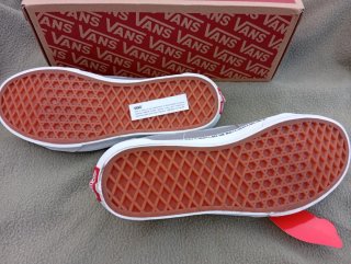 Zapatillas Vans.