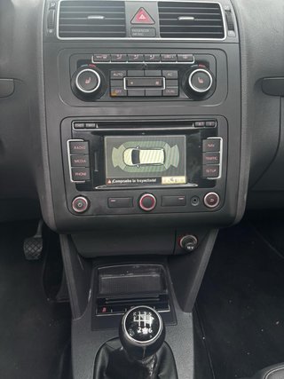 Volkswagen Touran 2012  87000km reales