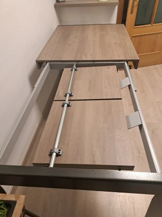 Mesa de comedor madera y metal