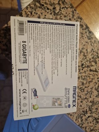 Lettore MP4 Magnex 8 gigabyte