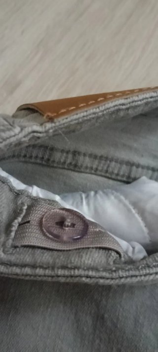 Pantalón vaquero gris 15/16 años