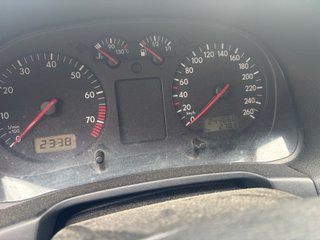 Volkswagen Golf 2001 1.6 gasilina