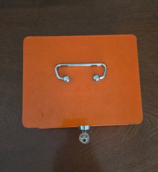 Caja de caudales ARFE naranja