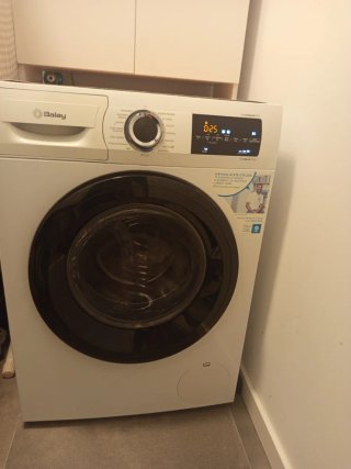 Lavadora Balay con mueble organizador