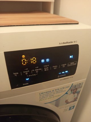 Lavadora Balay con mueble organizador