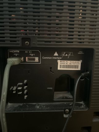Panasonic TX-32LXD70F TV