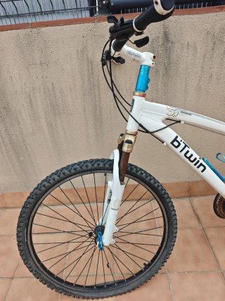 Bicicleta MTB 26 B'Twin Bianca