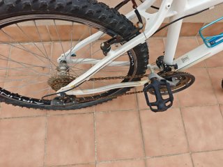 Bicicleta MTB 26 B'Twin Bianca