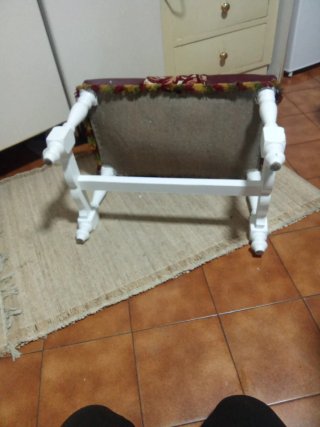 Escabel pie de cama para restaurar