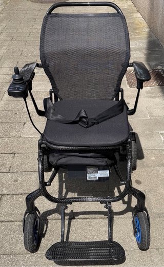 Silla Eléctrica Quickie Q50 R Carbon Ultraligera