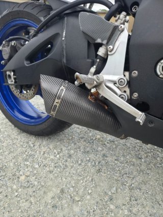 Suzuki GSXR 600 Azul y Blanca