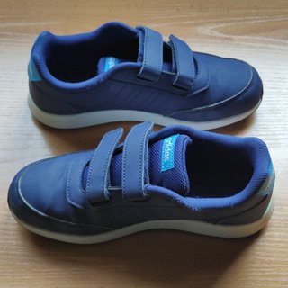 Zapatillas Adidas VS Switch 2 CMF – Talla 35
