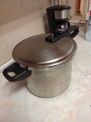 Olla a presión 5 litros con sensor