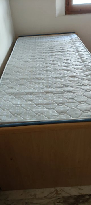 Cama nido con cajones de colores