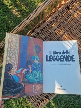 Libro del 1980 “Il Libro delle Leggende” Fabbri